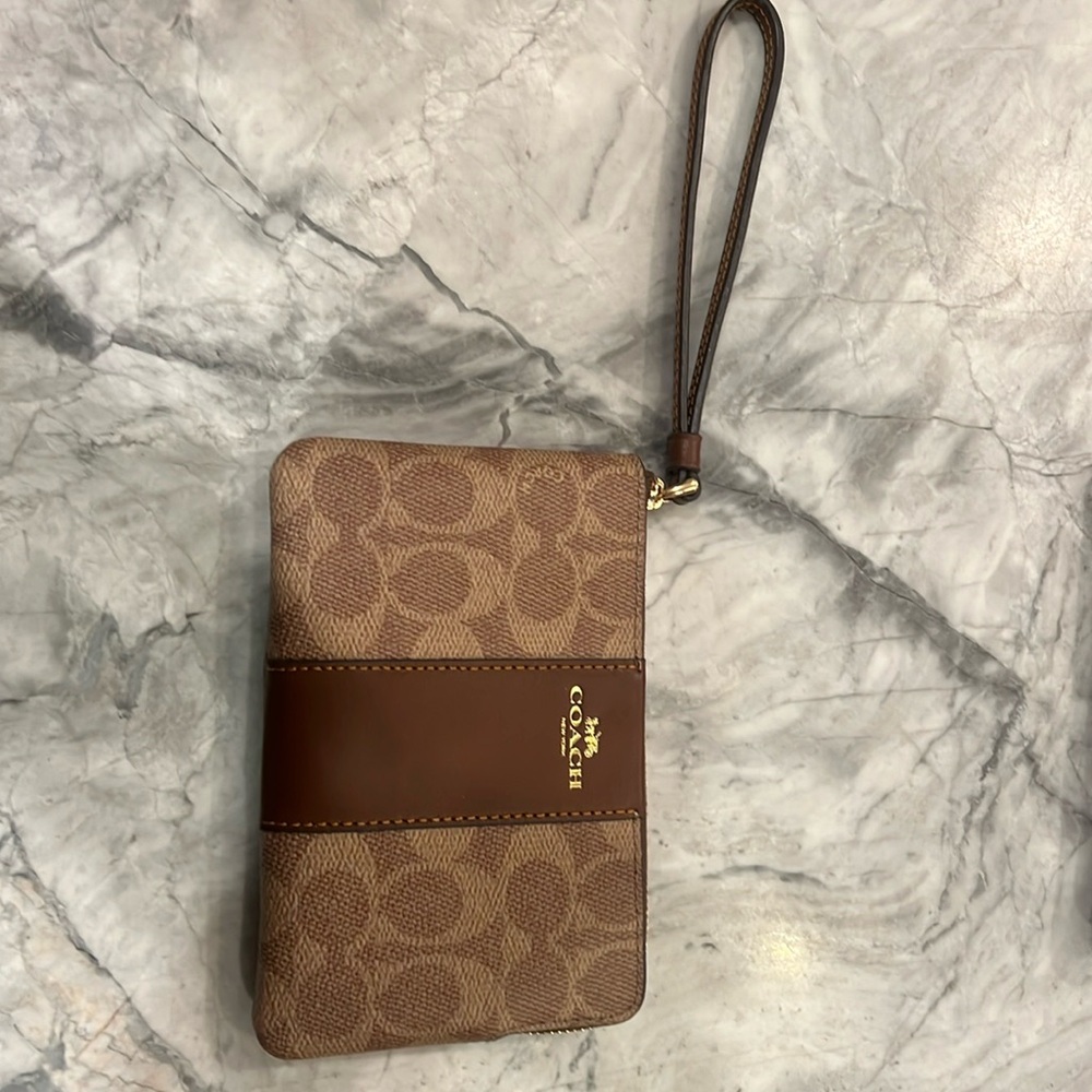 Coach wristlet